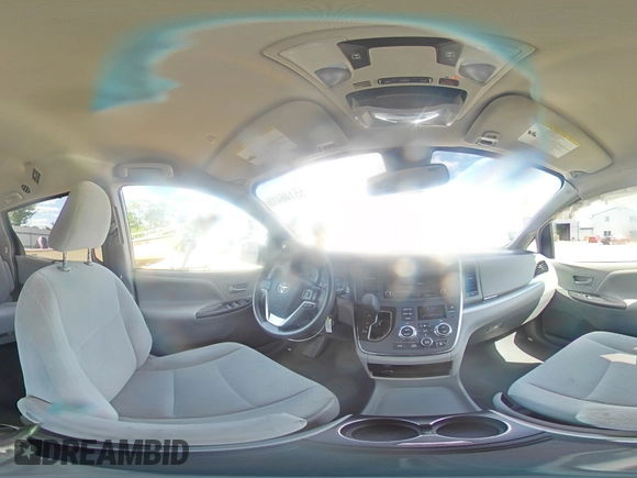 2019 Toyota Sienna LE Auto Access Seat with VIN 5TDKZ3DC9KS018310, listed as a Copart auction lot 55146415 with 117,536 mi miles and Salvage title. Bid and sale history available at DreamBid. Image 15.