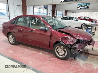 2006 Ford Focus S z VIN 1FAFP34N76W153239, wystawiony jako Copart lot #53085555 z przebiegiem 118 259 mil mil oraz Szkody całkowita. Historia ofert i sprzedaży dostępna na DreamBid. Obrazek 4.
