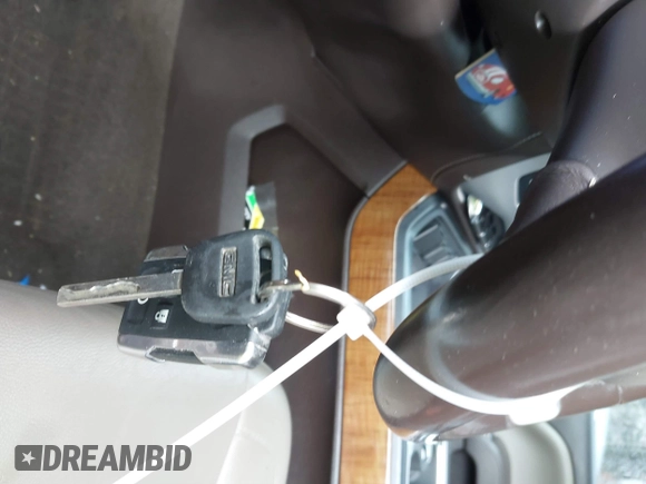 2014 GMC Sierra 1500 SLT with VIN 3GTP1VEC5EG542970, listed as a IAAI auction lot 41551962 with 165,740 mi miles and . Bid and sale history available at DreamBid. Image 11.