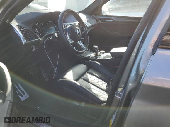 2020 BMW X4 M Competition z VIN 5YMUJ0C03L9B41679, wystawiony jako Copart lot #41449263 z przebiegiem 23 037 mil mil oraz . Historia ofert i sprzedaży dostępna na DreamBid. Obrazek 7.