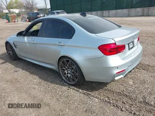 2017 BMW M3 с VIN WBS8M9C55H5G84685, выставлен на аукционе IAAI как лот 41962997 с пробегом 59 838 миль миль и . История ставок и продаж доступна на DreamBid. Изображение 3.
