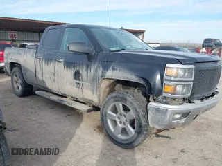 2014 Chevrolet Silverado 1500 LT with VIN 1GCRCREH1EZ399344, listed as a IAAI auction lot 41364007 with 217,707 mi miles. Bid and sale history available at carsss.com. Image 1.