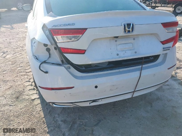 2022 Honda Accord Hybrid Touring with VIN 1HGCV3F94NA000205, listed as a IAAI auction lot 40924838 with 65,516 mi miles. Bid and sale history available at carsss.com. Image 6.
