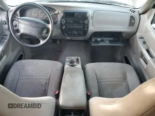 2000 Ford Explorer XLS z VIN 1FMZU72E9YZA98820, wystawiony jako Copart lot #87409634 z przebiegiem 190 297 mil mil oraz Czysty tytuł • Clean title. Historia ofert i sprzedaży dostępna na DreamBid. Obrazek 8.