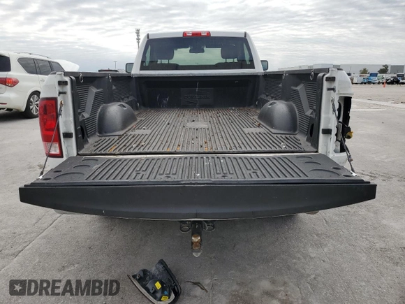 2020 Ram 1500 Tradesman z VIN 3C6JR6DT6LG144032, wystawiony jako Copart lot #76073334 z przebiegiem 73 342 mil mil oraz Nie do naprawy • Non repairable. Historia ofert i sprzedaży dostępna na DreamBid. Obrazek 6.