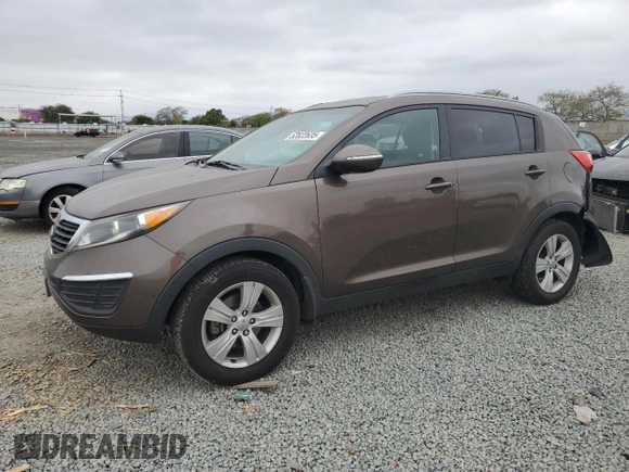 2013 Kia Sportage LX with VIN KNDPB3A20D7511165, listed as a Copart auction lot 52822635 with 190,219 mi miles and Salvage Title. Bid and sale history available at carsss.com. Image 1.