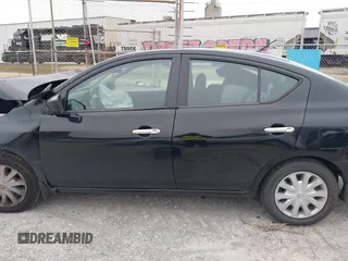 2019 Nissan Versa SV z VIN 3N1CN7APXKL817066, wystawiony jako IAAI lot #41387531 z przebiegiem 57 197 mil mil oraz . Historia ofert i sprzedaży dostępna na DreamBid. Obrazek 14.