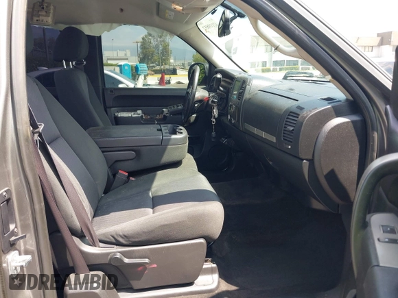 2012 Chevrolet Silverado 1500 LT with VIN 1GCRCSE06CZ238812, listed as a IAAI auction lot 42119852 with 153,655 mi miles and . Bid and sale history available at DreamBid. Image 5.