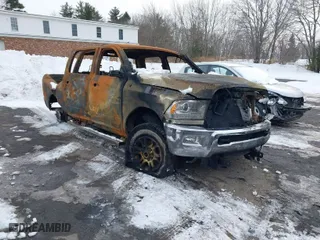 2018 Ram 2500 Laramie with VIN 3C6UR5FLXJG240425, listed as a IAAI auction lot 41553222 with 1 mi miles. Bid and sale history available at carsss.com. Image 1.