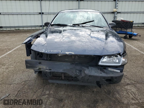 2003 Ford Mustang Standard с VIN 1FAFP40443F314368, выставлен на аукционе Copart как лот 60862825 с пробегом Не указан миль и Списание • Salvage title. История ставок и продаж доступна на DreamBid. Изображение 5.