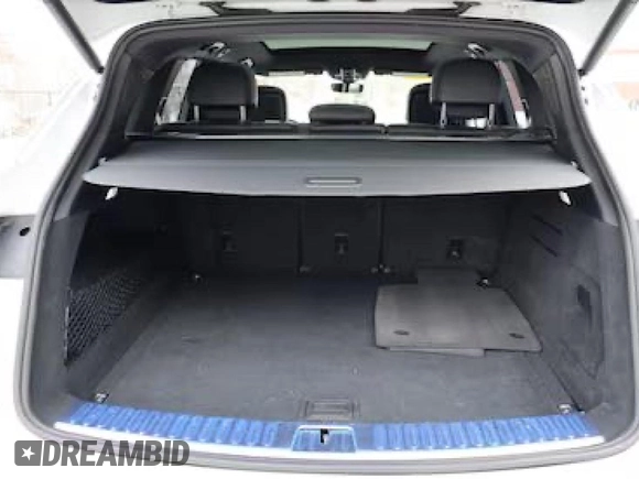 2022 Porsche Cayenne z VIN WP1AA2AY2NDA06673, wystawiony jako Copart lot #42586635 z przebiegiem 17 392 mil mil oraz Czysty tytuł • Clean title. Historia ofert i sprzedaży dostępna na DreamBid. Obrazek 10.