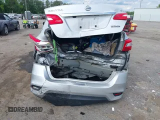2019 Nissan Sentra SV z VIN 3N1AB7AP4KY431780, wystawiony jako IAAI lot #42189638 z przebiegiem 63 515 mil mil oraz . Historia ofert i sprzedaży dostępna na DreamBid. Obrazek 16.