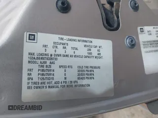 1996 Oldsmobile Cutlass Ciera 1SA VX5 z VIN 1G3AJ55MXT6328733, wystawiony jako IAAI lot #41972783 z przebiegiem 182 525 mil mil oraz . Historia ofert i sprzedaży dostępna na DreamBid. Obrazek 9.