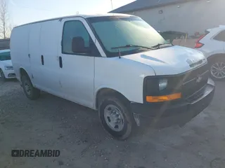 2008 Chevrolet Express Cargo Van with VIN 1GCGG25C381166060, listed as a IAAI auction lot 41889916 with 256,101 mi miles. Bid and sale history available at carsss.com. Image 1.