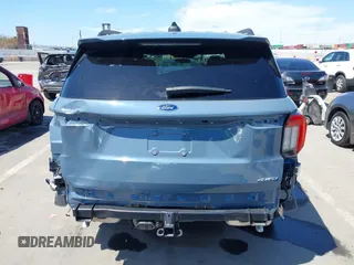 2025 Ford Explorer ST-Line with VIN 1FMUK8KH4SGA67803, listed as a IAAI auction lot 41844114 with 2,044 mi miles. Bid and sale history available at carsss.com. Image 17.