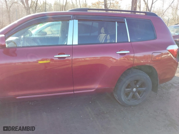 2009 Toyota Highlander with VIN JTEES41A592133137, listed as a IAAI auction lot 41785069 with 164,262 mi miles. Bid and sale history available at carsss.com. Image 6.