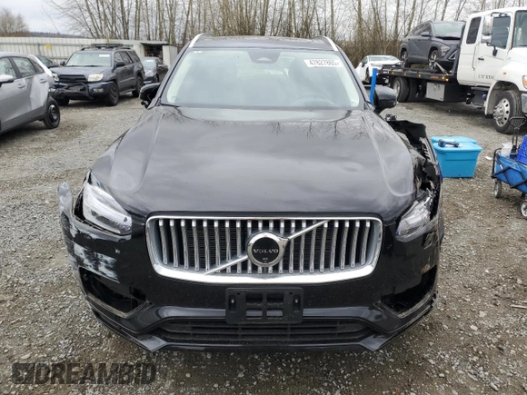 2024 Volvo XC90 Ultimate Bright Theme z VIN YV4H60CF3R1149525, wystawiony jako Copart lot #47827865 z przebiegiem 7 919 mil mil oraz Szkoda całkowita • Salvage title. Historia ofert i sprzedaży dostępna na DreamBid. Obrazek 5.