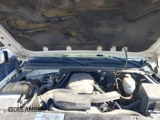 2004 Chevrolet Tahoe LT with VIN 1GNEC13Z74R322902, listed as a IAAI auction lot 41993964 with 258,526 mi miles. Bid and sale history available at carsss.com. Image 10.
