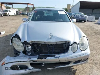 2006 Mercedes-Benz E 350 z VIN WDBUF56J96A907201, wystawiony jako IAAI lot #41855889 z przebiegiem 199 029 mil mil oraz . Historia ofert i sprzedaży dostępna na DreamBid. Obrazek 13.