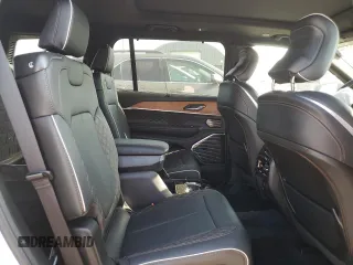 2023 Jeep Grand Cherokee Summit Reserve with VIN 1C4RJKEG3P8736786, listed as a Copart auction lot 59098804 with 16,064 mi miles and Salvage title. Bid and sale history available at DreamBid. Image 11.