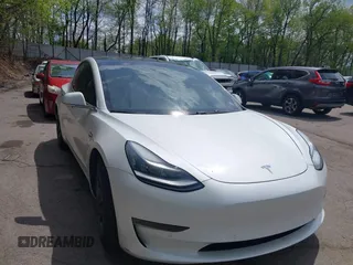 2020 Tesla Model 3 Long Range z VIN 5YJ3E1EB0LF712545, wystawiony jako IAAI lot #42198461 z przebiegiem 22 322 mil mil oraz . Historia ofert i sprzedaży dostępna na DreamBid. Obrazek 23.