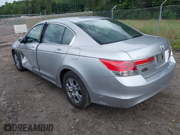 2012 Honda Accord SE z VIN 1HGCP2F61CA120373, wystawiony jako IAAI lot #42388681 z przebiegiem 121 754 mil mil oraz . Historia ofert i sprzedaży dostępna na DreamBid. Obrazek 3.
