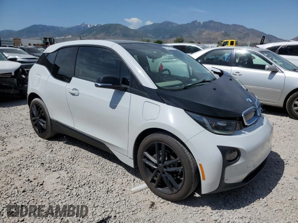 2015 BMW i3 с VIN WBY1Z4C55FV500738, выставлен на аукционе Copart как лот 58325715 с пробегом Не указан миль и Списание • Salvage title. История ставок и продаж доступна на DreamBid. Изображение 4.