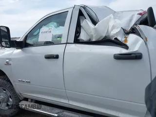 2021 Ram 2500 Tradesman с VIN 3C6UR5CLXMG534707, выставлен на аукционе IAAI как лот 41410710 с пробегом 78 202 миль миль и . История ставок и продаж доступна на DreamBid. Изображение 13.