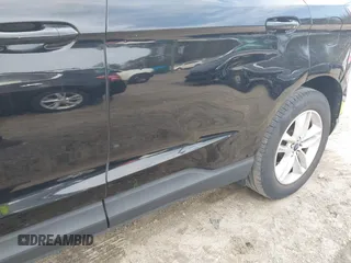 2016 Ford Edge SEL z VIN 2FMPK3J88GBC31800, wystawiony jako IAAI lot #41792533 z przebiegiem 156 379 mil mil oraz . Historia ofert i sprzedaży dostępna na DreamBid. Obrazek 18.