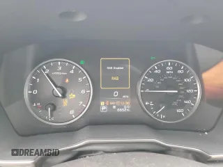 2025 Subaru Outback Limited z VIN 4S4BTANC1S3147207, wystawiony jako Copart lot #53523445 z przebiegiem 6 652 mil mil oraz Szkoda całkowita • Salvage title. Historia ofert i sprzedaży dostępna na DreamBid. Obrazek 9.