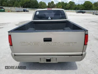 2001 Chevrolet S-10 LS with VIN 1GCCS19501K161711, listed as a Copart auction lot 69630884 with 318,975 mi miles and Salvage Title. Bid and sale history available at DreamBid. Image 6.