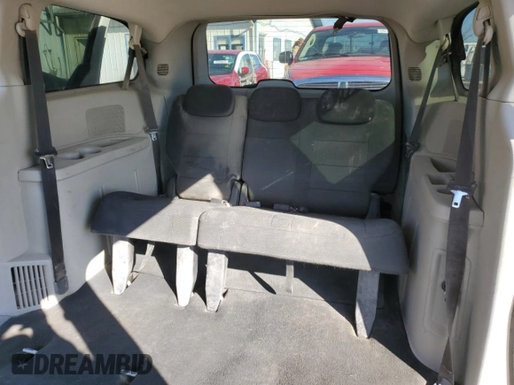 2008 Dodge Grand Caravan SE with VIN 2D8HN44H58R705763, listed as a Copart auction lot 48389925 with 227,777 mi miles and Salvage title. Bid and sale history available at DreamBid. Image 10.