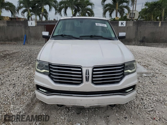 2015 Lincoln Navigator z VIN 5LMJJ3HT8FEJ07562, wystawiony jako Copart lot #46319455 z przebiegiem 183 138 mil mil oraz Czysty tytuł • Clean title. Historia ofert i sprzedaży dostępna na DreamBid. Obrazek 5.