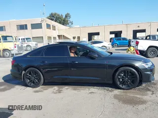 2019 Audi A6 Premium z VIN WAUK2AF24KN114636, wystawiony jako IAAI lot #41349069 z przebiegiem 62 084 mil mil oraz . Historia ofert i sprzedaży dostępna na DreamBid. Obrazek 13.