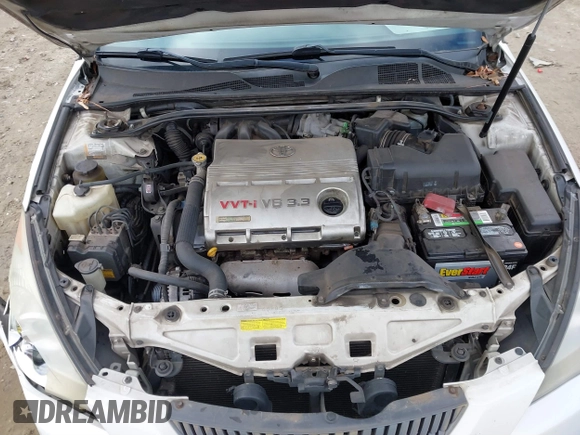 2005 Toyota Solara SE with VIN 4T1CA30PX5U057987, listed as a IAAI auction lot 41136851 with 301,418 mi miles. Bid and sale history available at carsss.com. Image 10.