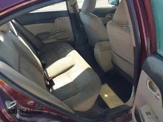 2013 Honda Civic LX z VIN 19XFB2F56DE014582, wystawiony jako IAAI lot #41981527 z przebiegiem Nie podano mil oraz . Historia ofert i sprzedaży dostępna na DreamBid. Obrazek 8.