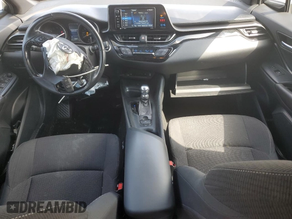 2018 Toyota C-HR XLE with VIN NMTKHMBX9JR060424, listed as a Copart auction lot 57913775 with 104,847 mi miles and Salvage title. Bid and sale history available at DreamBid. Image 8.