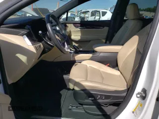 2017 Cadillac XT5 Luxury AWD with VIN 1GYKNDRS0HZ180703, listed as a Copart auction lot 58793895 with 30,339 mi miles and Salvage title. Bid and sale history available at DreamBid. Image 7.