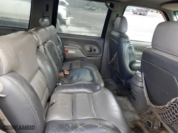 2000 Chevrolet Tahoe Limited with VIN 1GNEC13R6YR111843, listed as a Copart auction lot 47264665 with 287,666 mi miles and Salvage Title. Bid and sale history available at carsss.com. Image 11.
