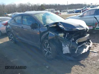 2018 Toyota C-HR XLE with VIN NMTKHMBX0JR024606, listed as a IAAI auction lot 41440926 with 118,968 mi miles. Bid and sale history available at carsss.com. Image 1.