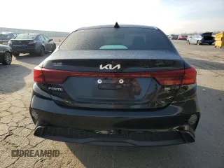2022 Kia Forte LXS with VIN 3KPF24AD9NE457420, listed as a Copart auction lot 86216704 with 48,441 mi miles and Salvage Title. Bid and sale history available at carsss.com. Image 6.