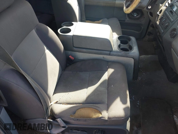 2004 Ford F-150 STX with VIN 1FTRX12W84NB72358, listed as a IAAI auction lot 41963143 with Not provided miles and . Bid and sale history available at DreamBid. Image 5.