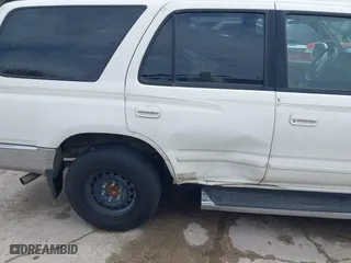 2000 Toyota 4Runner SR5 with VIN JT3GN86R8Y0151401, listed as a IAAI auction lot 41909912 with 158,978 mi miles. Bid and sale history available at carsss.com. Image 6.
