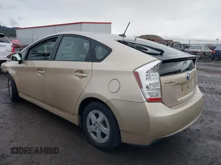 2010 Toyota Prius II with VIN JTDKN3DU2A0205717, listed as a IAAI auction lot 40910678 with 62,207 mi miles. Bid and sale history available at carsss.com. Image 3.