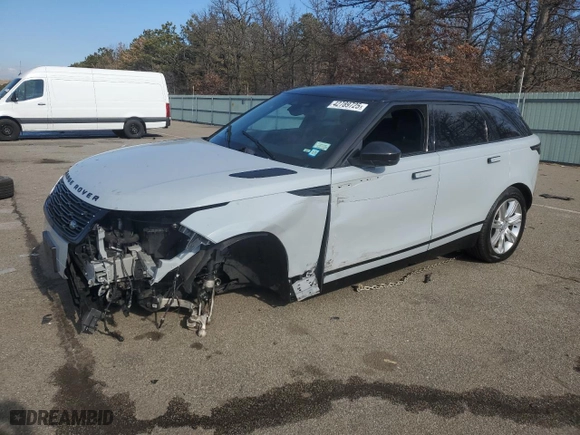 2024 Land Rover Range Rover Velar Dynamic SE with VIN SALYL2EX8RA374321, listed as a Copart auction lot 42789725 with 11,674 mi miles and Salvage Title. Bid and sale history available at carsss.com. Image 1.