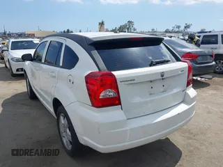 2009 Dodge Caliber SXT z VIN 1B3HB48A79D241014, wystawiony jako IAAI lot #42261703 z przebiegiem 250 197 mil mil oraz . Historia ofert i sprzedaży dostępna na DreamBid. Obrazek 3.