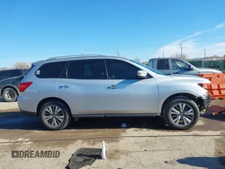 2020 Nissan Pathfinder SL with VIN 5N1DR2CN0LC604351, listed as a IAAI auction lot 41179117 with 80,861 mi miles. Bid and sale history available at carsss.com. Image 14.