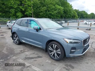 2022 Volvo XC60 Inscription z VIN YV4062RL6N1954497, wystawiony jako IAAI lot #42243369 z przebiegiem 38 043 mil mil oraz . Historia ofert i sprzedaży dostępna na DreamBid. Obrazek 1.