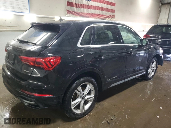 2022 Audi Q3 S line Premium z VIN WA1DECF38N1061940, wystawiony jako Copart lot #52347065 z przebiegiem 34 900 mil mil oraz Szkoda całkowita • Salvage title. Historia ofert i sprzedaży dostępna na DreamBid. Obrazek 3.