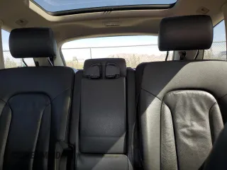 2010 Audi Q7 Premium Plus с VIN WA1LMAFE5AD000865, выставлен на аукционе Copart как лот 57722955 с пробегом 125 324 миль миль и Списание • Salvage title. История ставок и продаж доступна на DreamBid. Изображение 10.